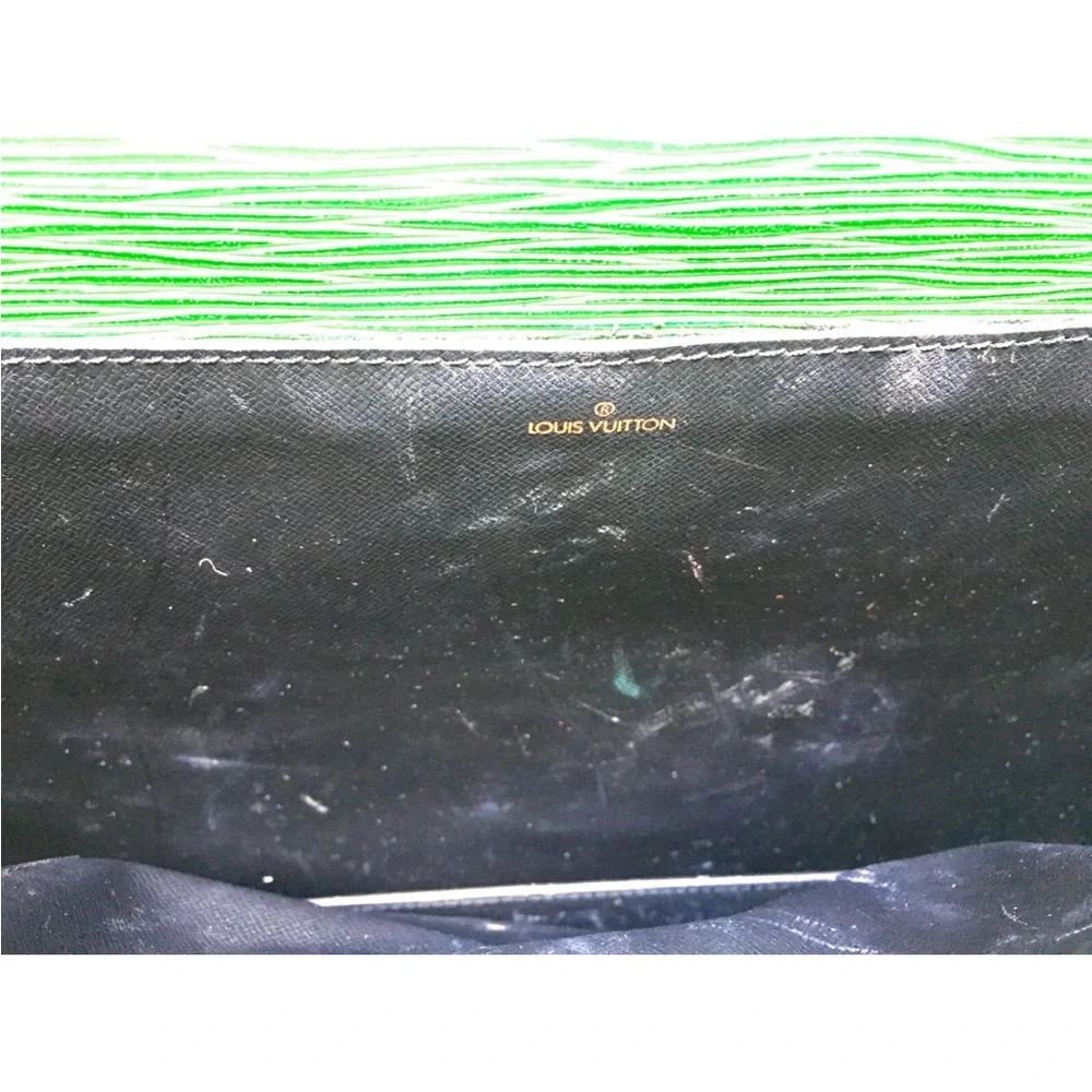 Reserved.Vintage Louis Vuitton emerald/kelly green large briefcase bag.Unisex - Picture 15 of 15
